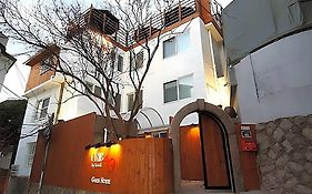 Crib 49 Guesthouse Seoul - Foreigner Only